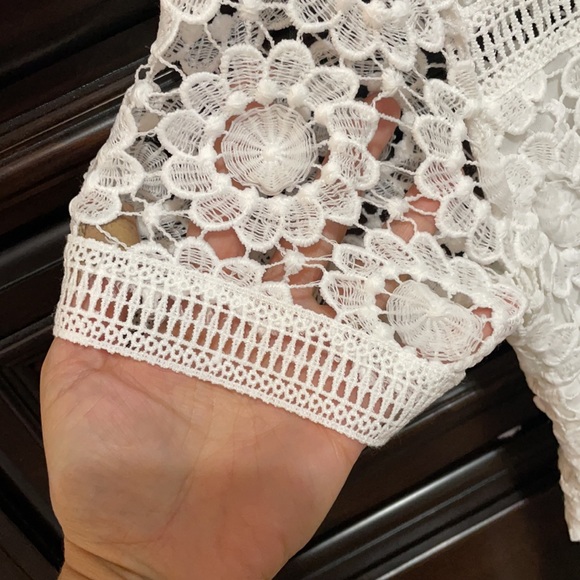 white lace Crocheted dress size 6 - Picture 5 of 11